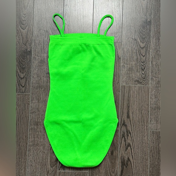Zara Neon Green Bodysuit - Picture 2 of 4